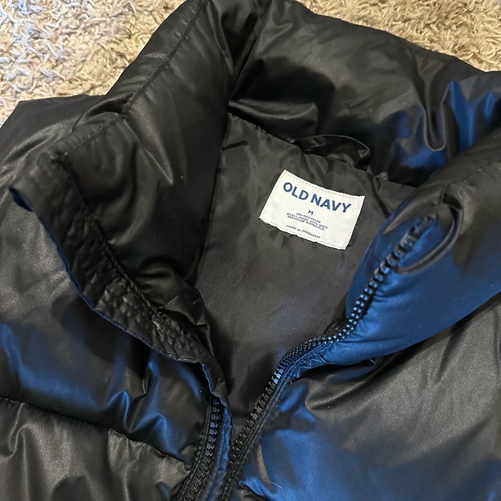 Bundle - Puffer Vests - Picture 4 of 12
